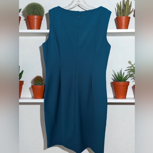 Andrew Marc Sleeveless Ruched Sheath DressColor: Cypress, Size: 14 (EUC) - Picture 13 of 16